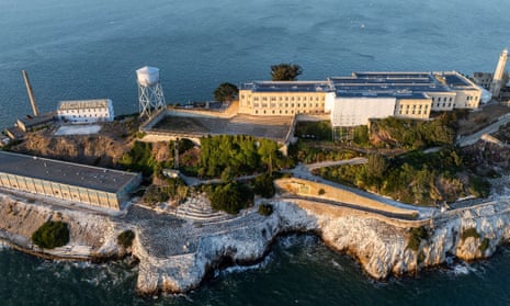 Donald Trump says he will reopen Alcatraz prison – video 