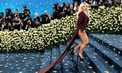 Sabrina Carpenter in her espresso-coloured look, designed by Pharrell Williams for Louis Vuitton